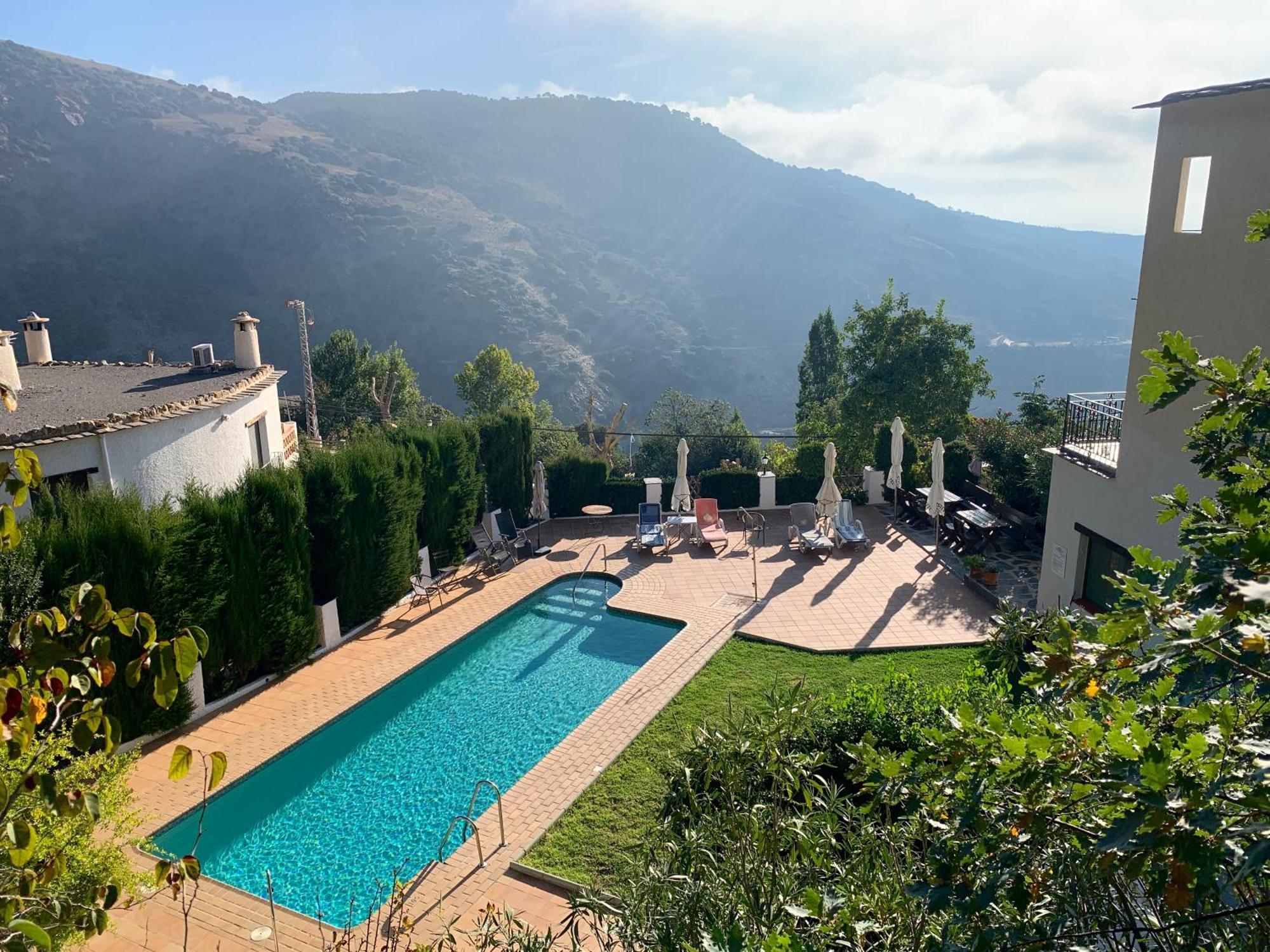 Hotel Los Bérchules Buitenkant foto