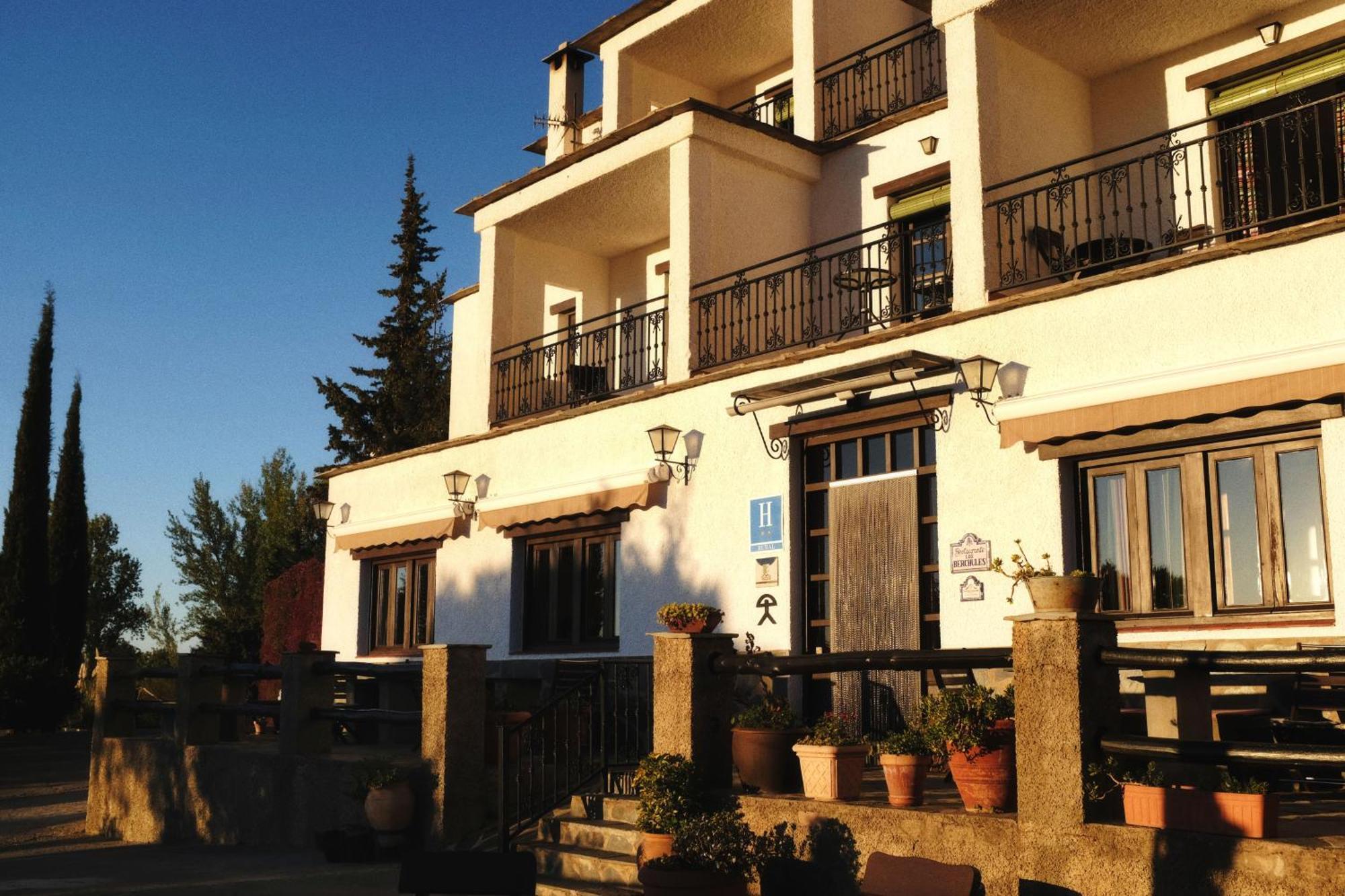 Hotel Los Bérchules Buitenkant foto